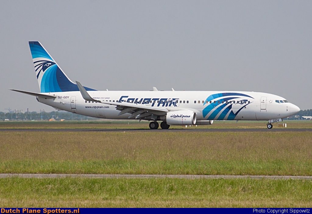 SU-GDY Boeing 737-800 Egypt Air by Sippowitz