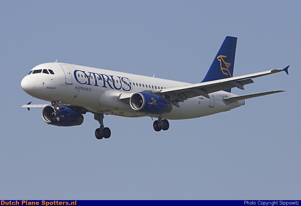 5B-DBB Airbus A320 Cyprus Airways by Sippowitz