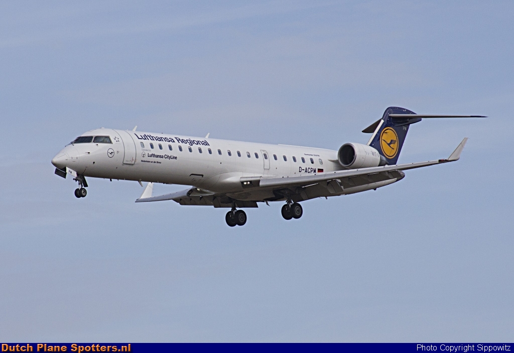 D-ACPM Bombardier Canadair CRJ700 CityLine (Lufthansa Regional) by Sippowitz