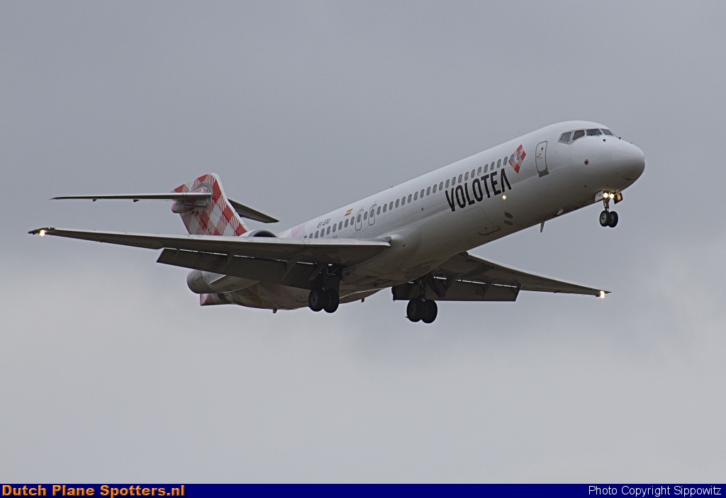 EI-EXI Boeing 717-200 Volotea Airlines by Sippowitz