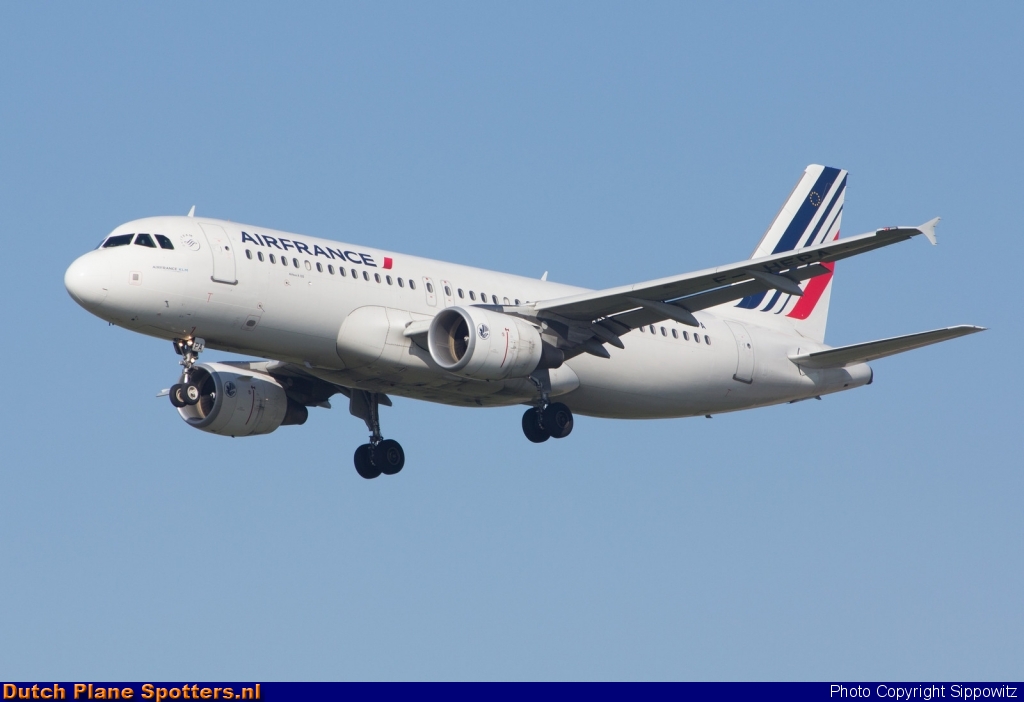 F-HEPA Airbus A320 Air France by Sippowitz