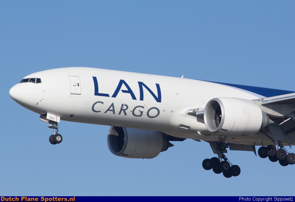 N774LA Boeing 777-F LAN Cargo by Sippowitz