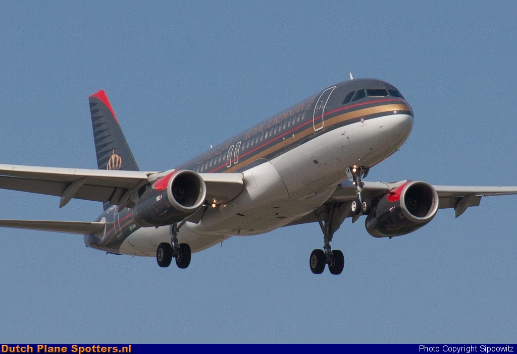 JY-AYW Airbus A320 Royal Jordanian Airlines by Sippowitz