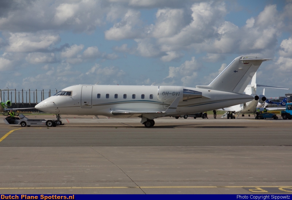 OH-GVI Bombardier Challenger 600 Jetflite by Sippowitz