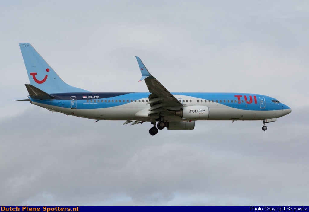 PH-TFF Boeing 737-800 TUI Airlines Netherlands by Sippowitz