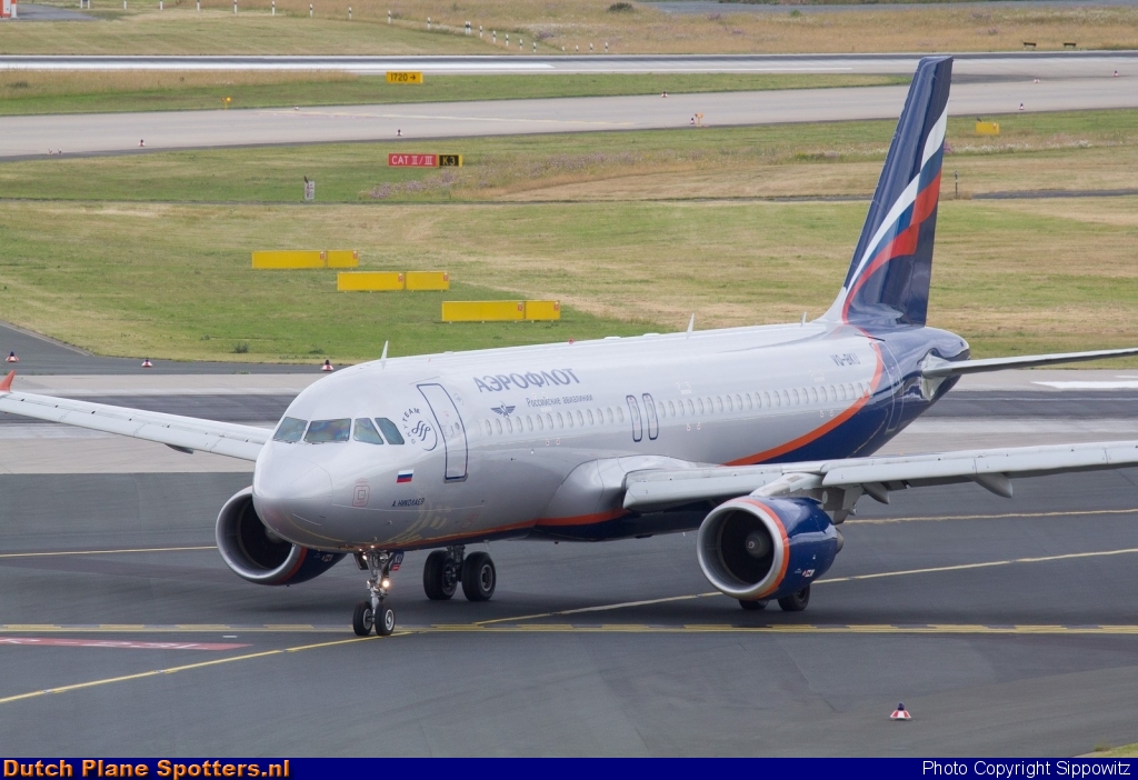 VQ-BKU Airbus A320 Aeroflot - Russian Airlines by Sippowitz