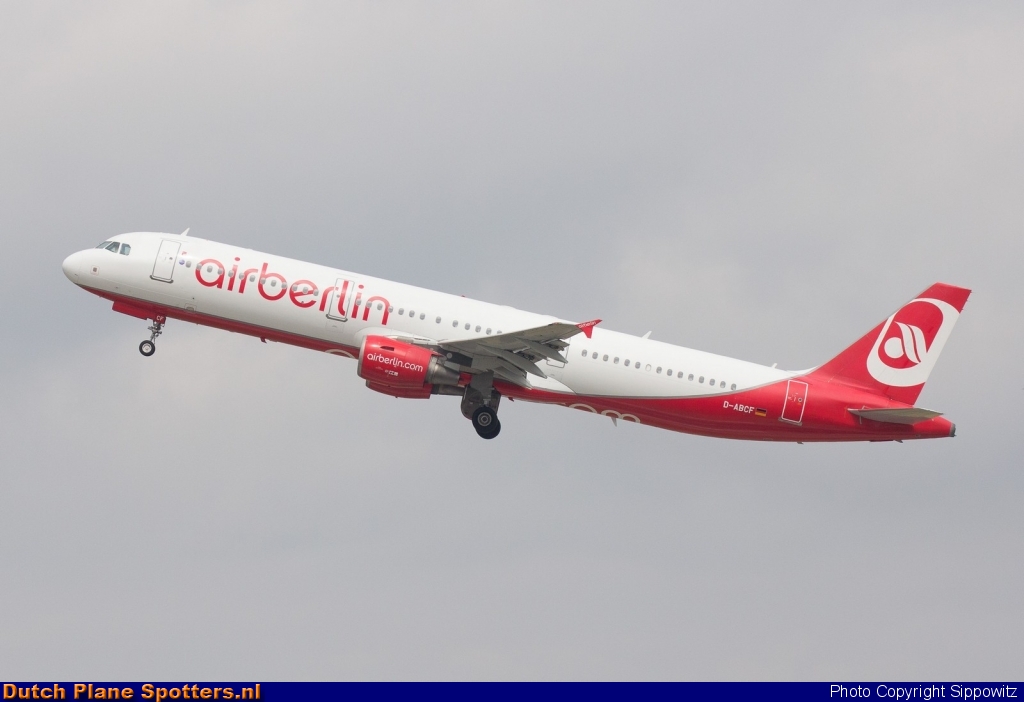 D-ABCF Airbus A321 Air Berlin by Sippowitz