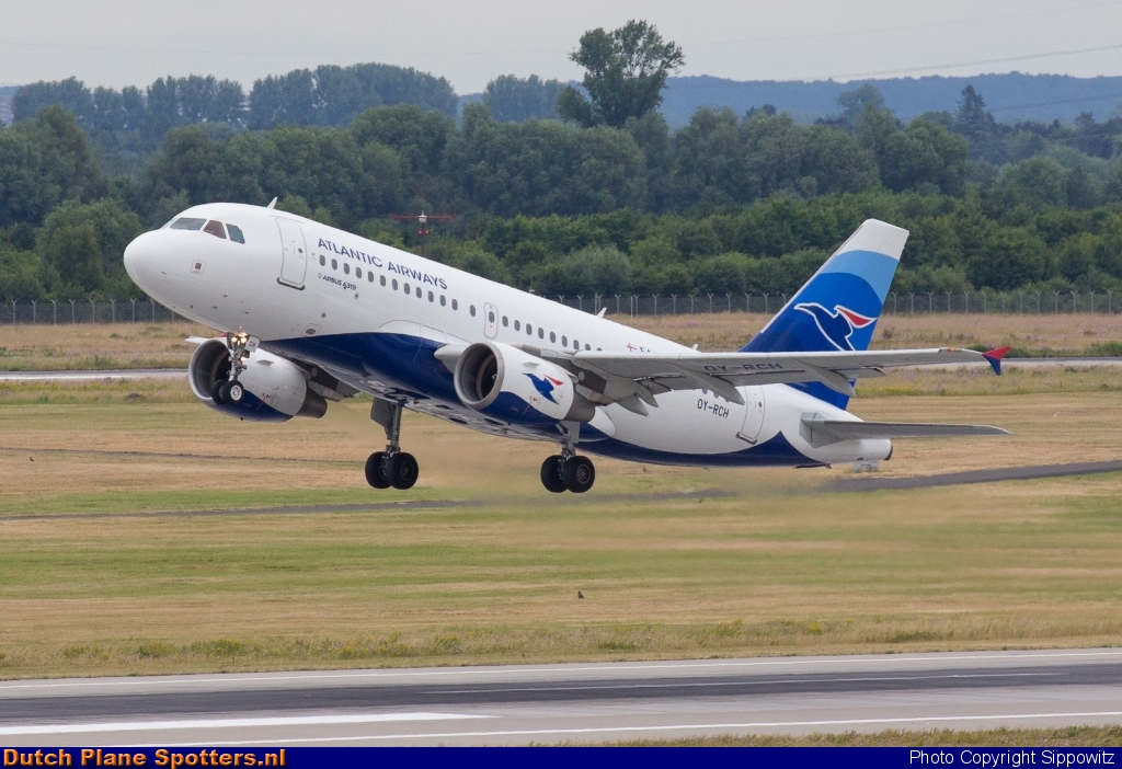 OY-RCH Airbus A319 Atlantic Airways by Sippowitz