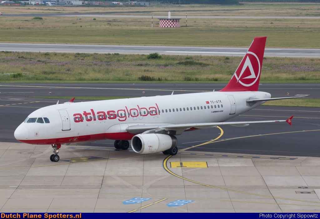 TC-ATK Airbus A320 AtlasGlobal by Sippowitz