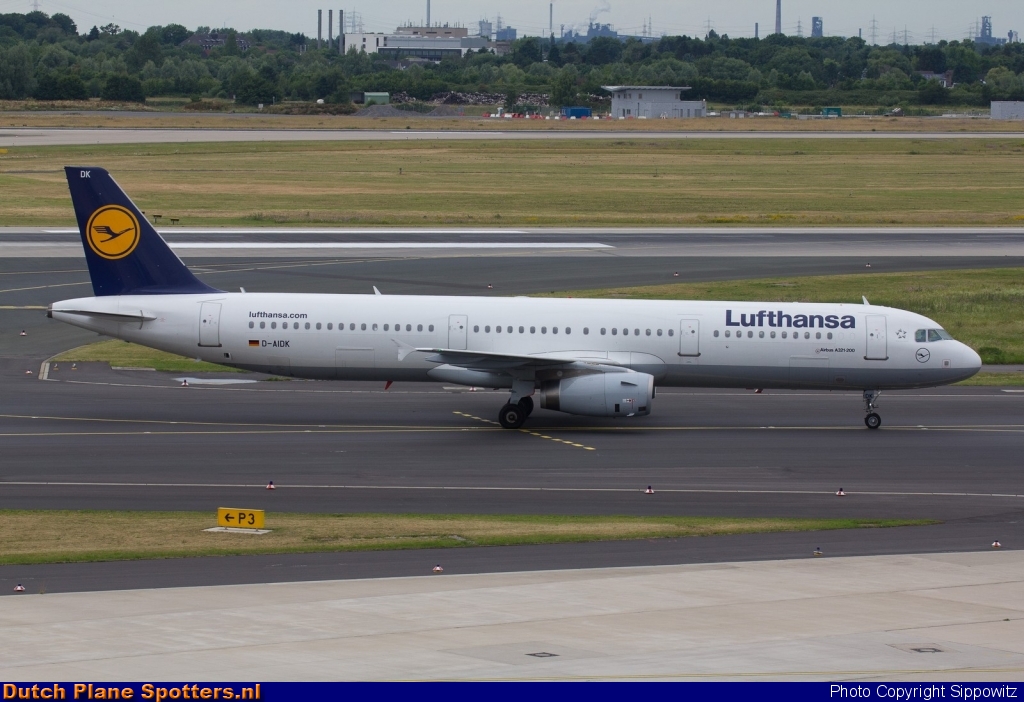 D-AIDK Airbus A321 Lufthansa by Sippowitz