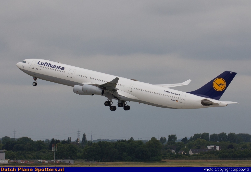 D-AIGT Airbus A340-300 Lufthansa by Sippowitz
