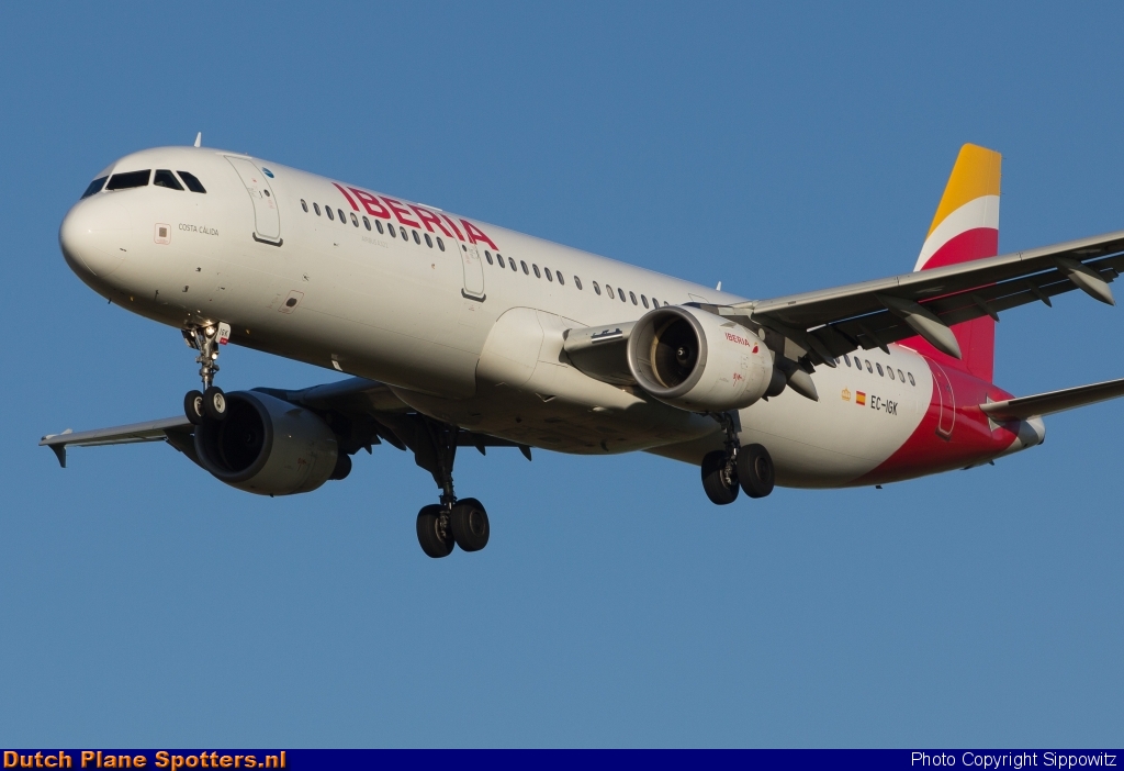 EC-IGK Airbus A321 Iberia by Sippowitz