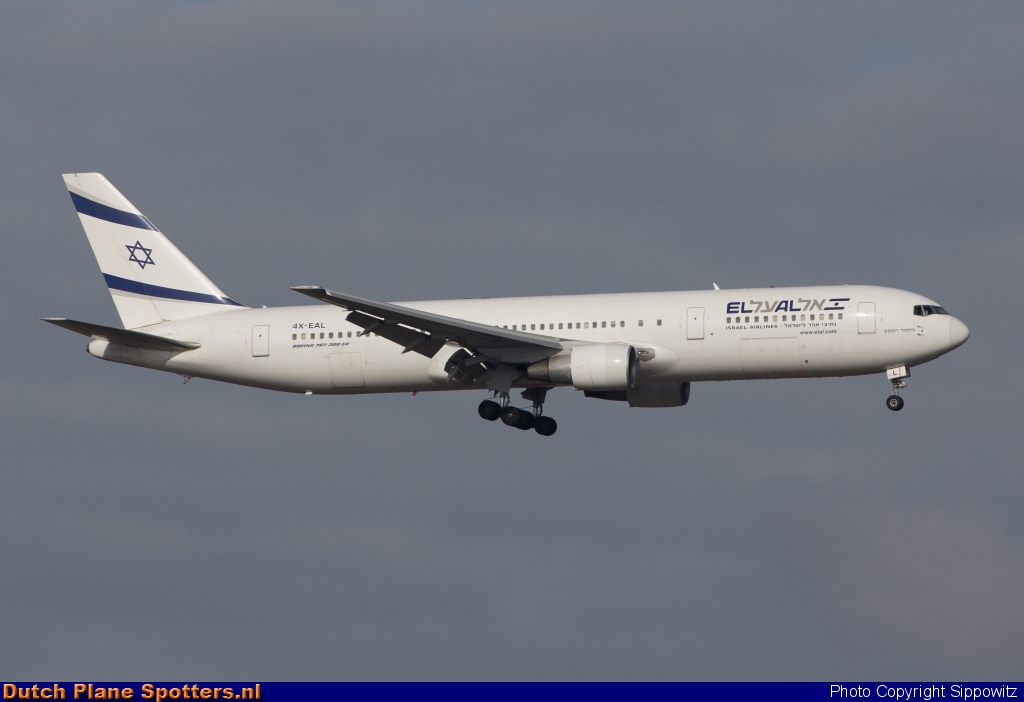 4X-EAL Boeing 767-300 El Al Israel Airlines by Sippowitz
