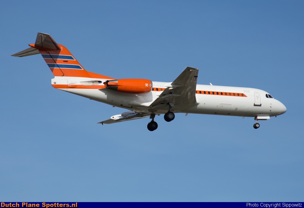 PH-KBX Fokker 70 Netherlands - Government by Sippowitz