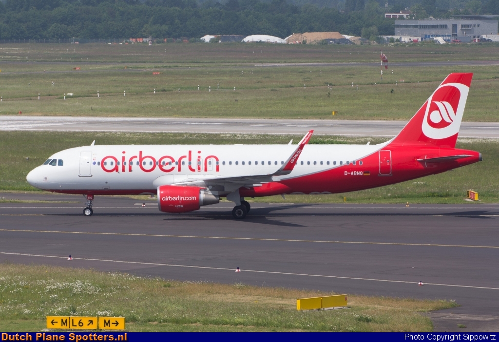 D-ABNQ Airbus A320 Air Berlin by Sippowitz