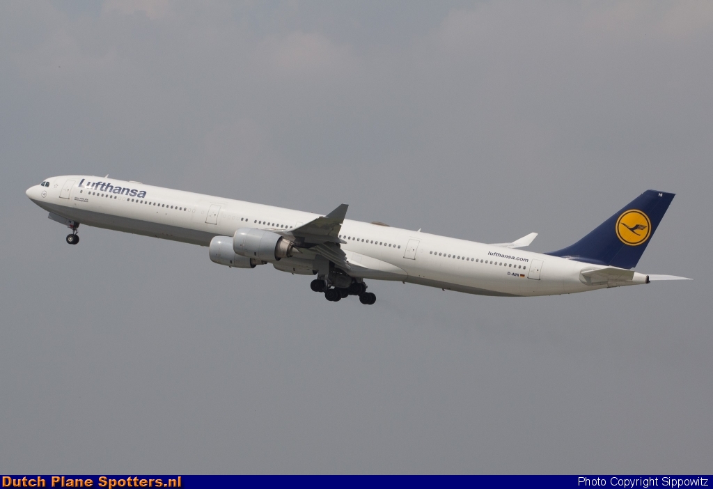 D-AIHI Airbus A340-600 Lufthansa by Sippowitz