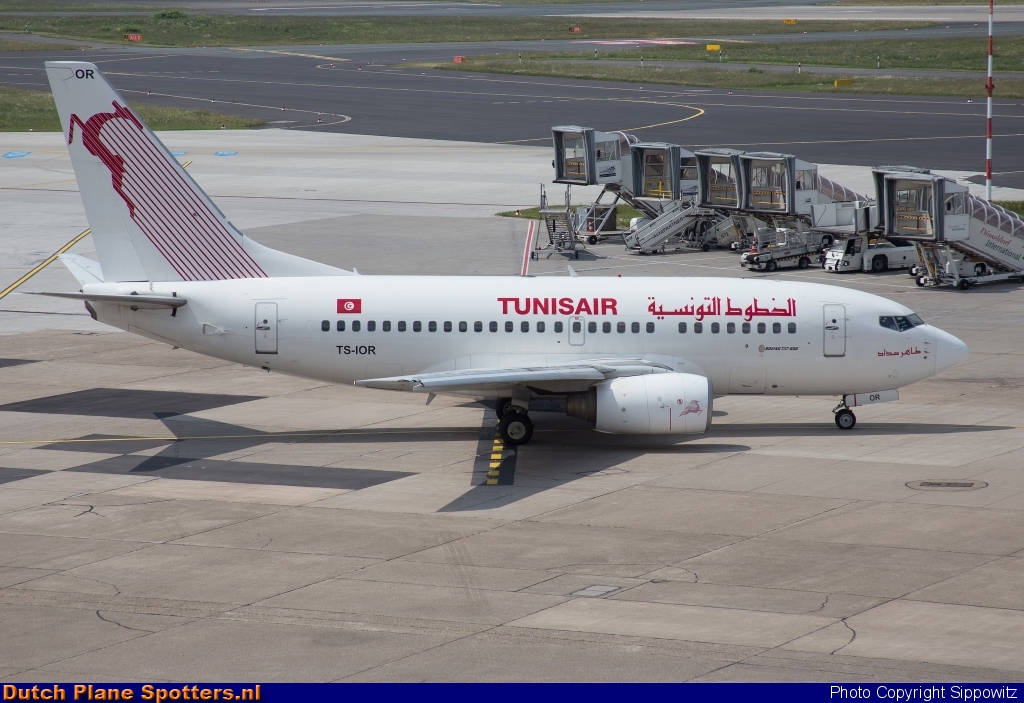 TS-IOR Boeing 737-600 Tunisair by Sippowitz
