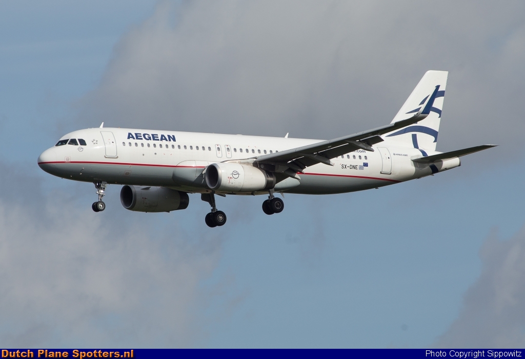 SX-DNE Airbus A320 Aegean Airlines by Sippowitz