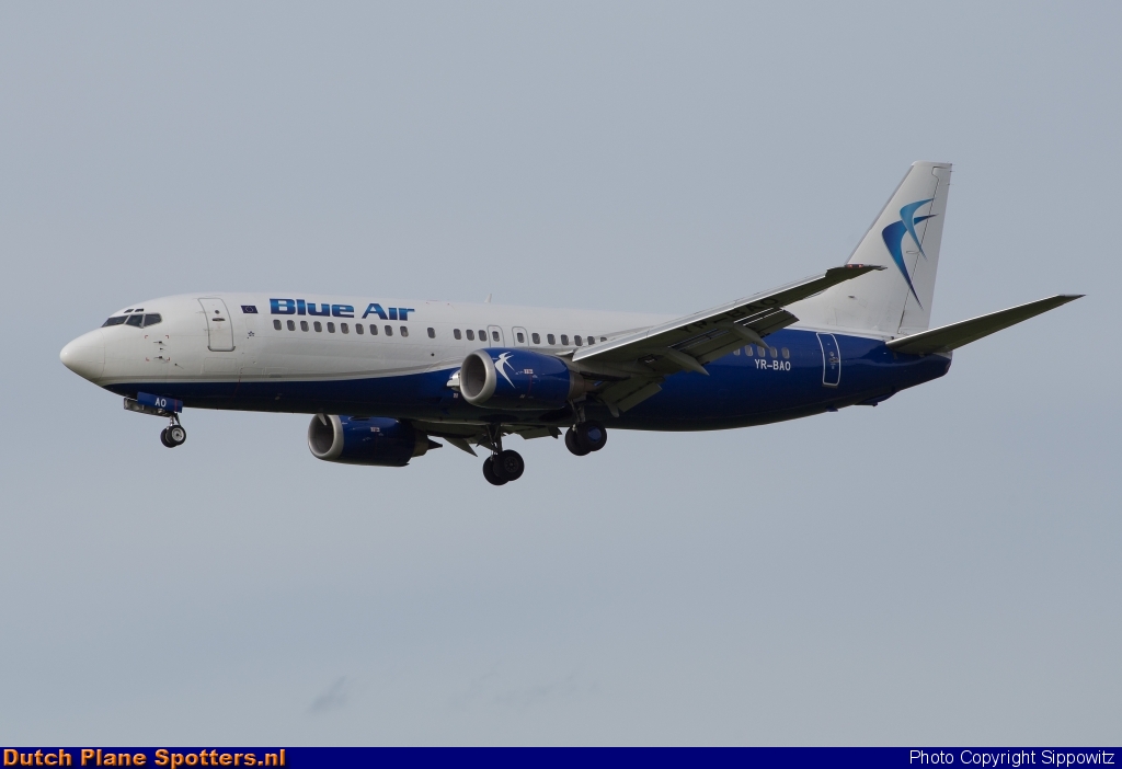 YR-BAO Boeing 737-400 Blue Air by Sippowitz