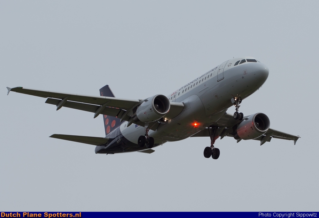 OO-SSR Airbus A319 Brussels Airlines by Sippowitz