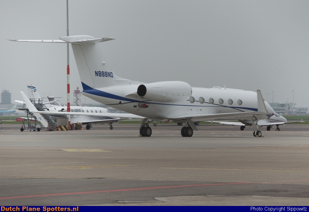 N888ND Gulfstream G450 Private by Sippowitz