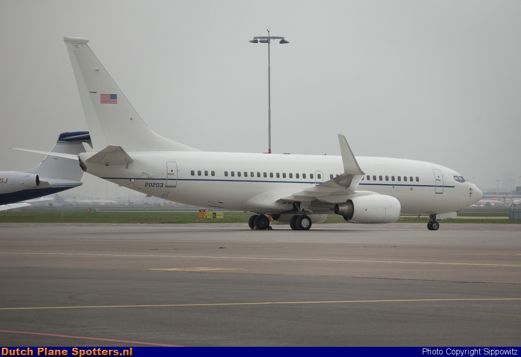 02-0203 Boeing 737-700 (C-40) MIL - US Air Force by Sippowitz
