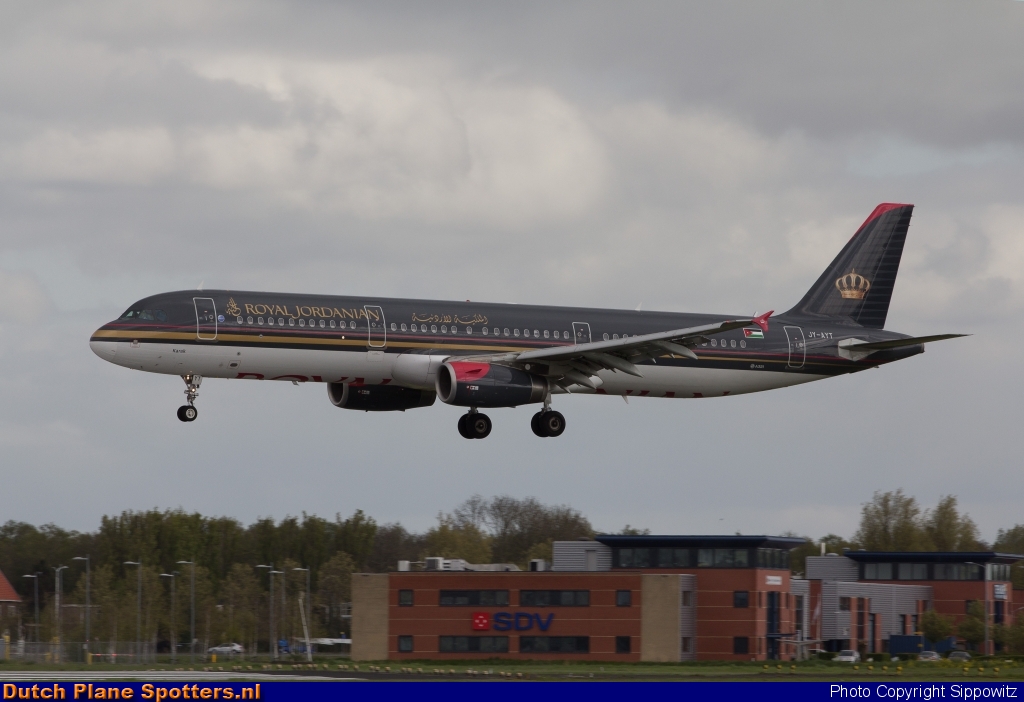 JY-AYT Airbus A321 Royal Jordanian Airlines by Sippowitz
