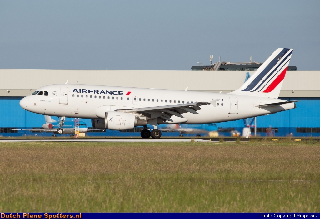 F-GRHQ Airbus A319 Air France by Sippowitz