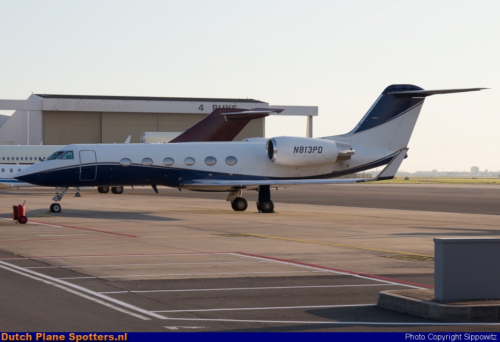 N813PD Gulfstream G-IV Private by Sippowitz