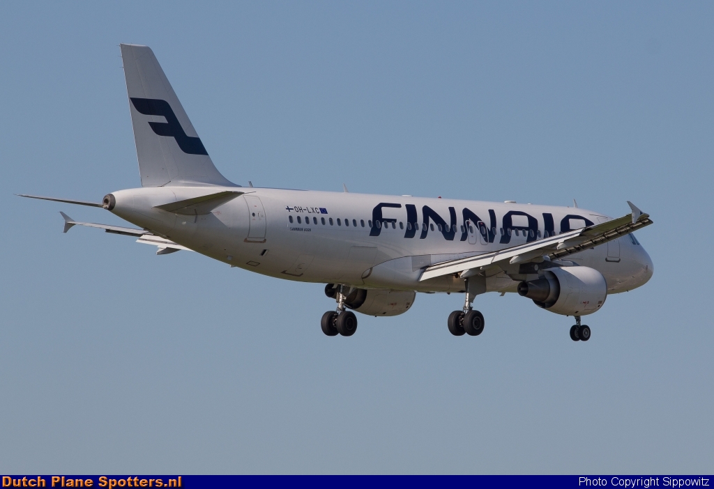 OH-LXC Airbus A320 Finnair by Sippowitz