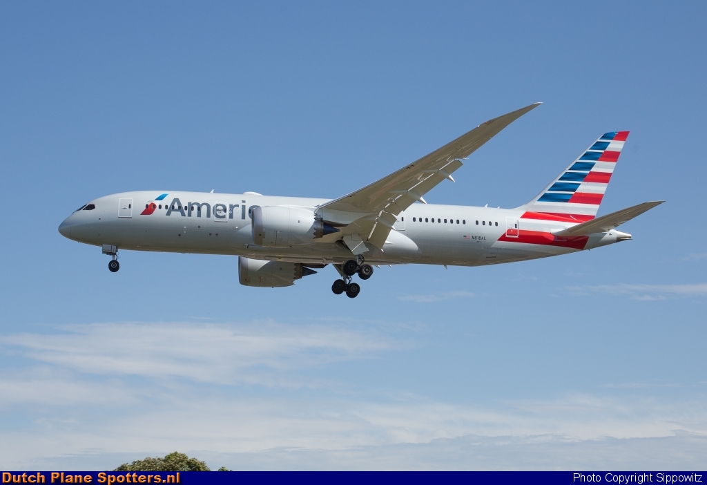 N818AL Boeing 787-8 Dreamliner American Airlines by Sippowitz