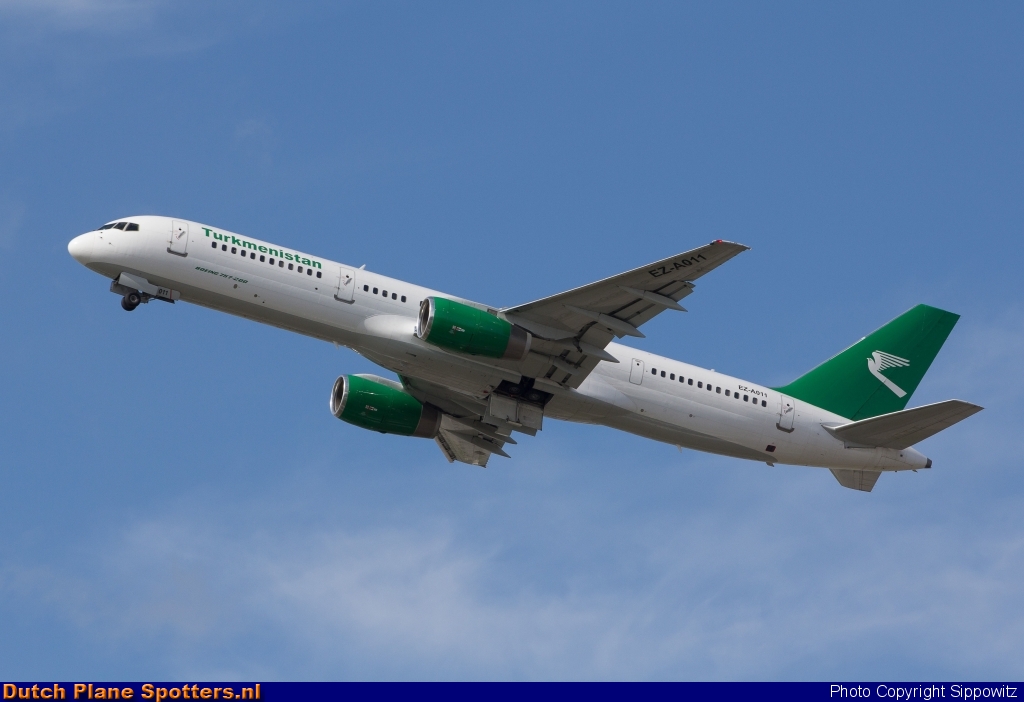 EZ-A011 Boeing 757-200 Turkmenistan Airlines by Sippowitz