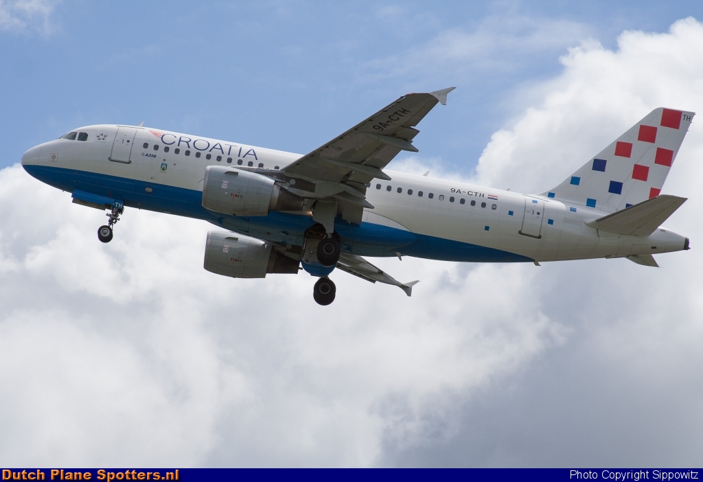 9A-CTH Airbus A319 Croatia Airlines by Sippowitz