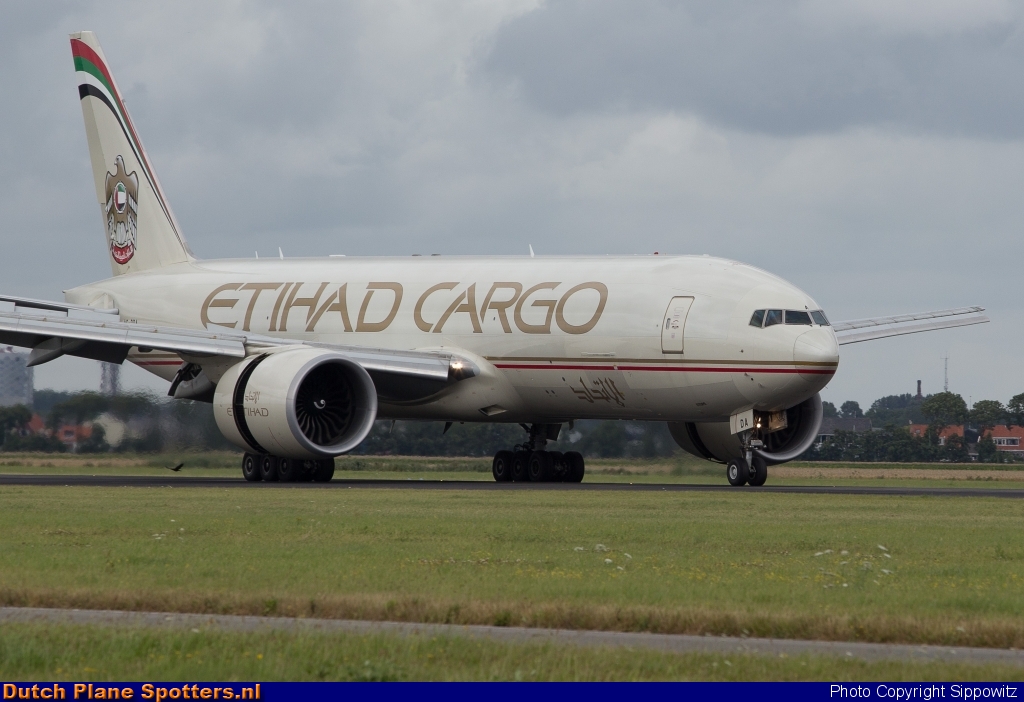 A6-DDA Boeing 777-F Etihad Cargo by Sippowitz