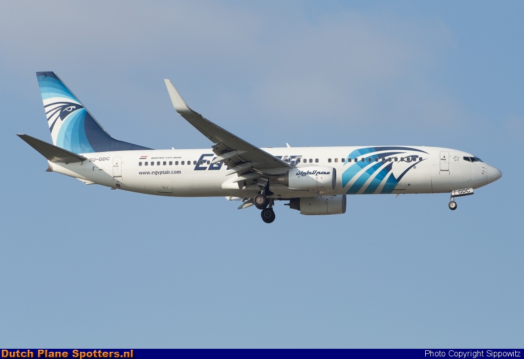 SU-GDC Boeing 737-800 Egypt Air by Sippowitz