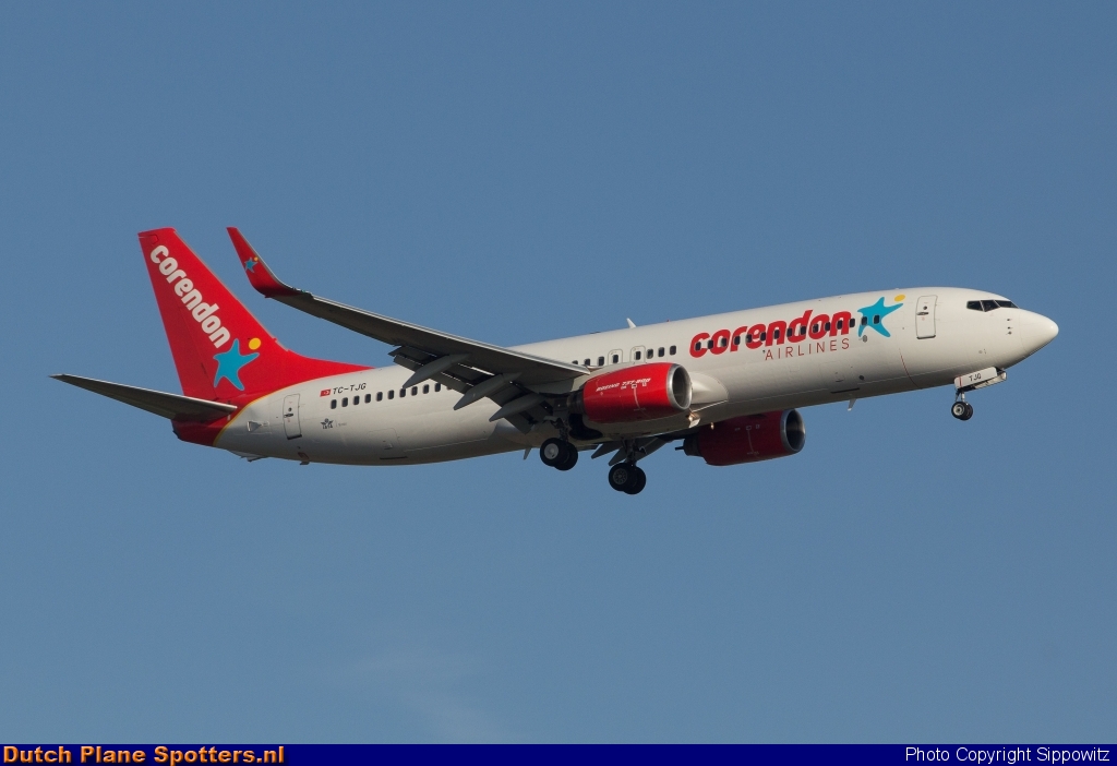 TC-TJG Boeing 737-800 Corendon Airlines by Sippowitz