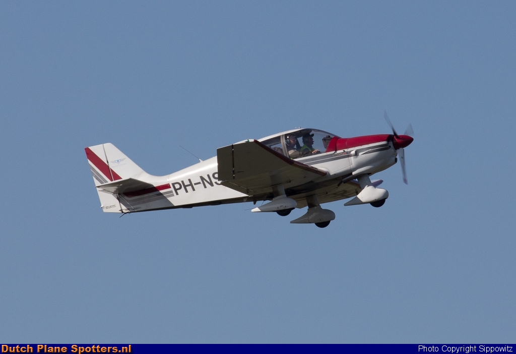 PH-NSC Robin DR400 Private by Sippowitz