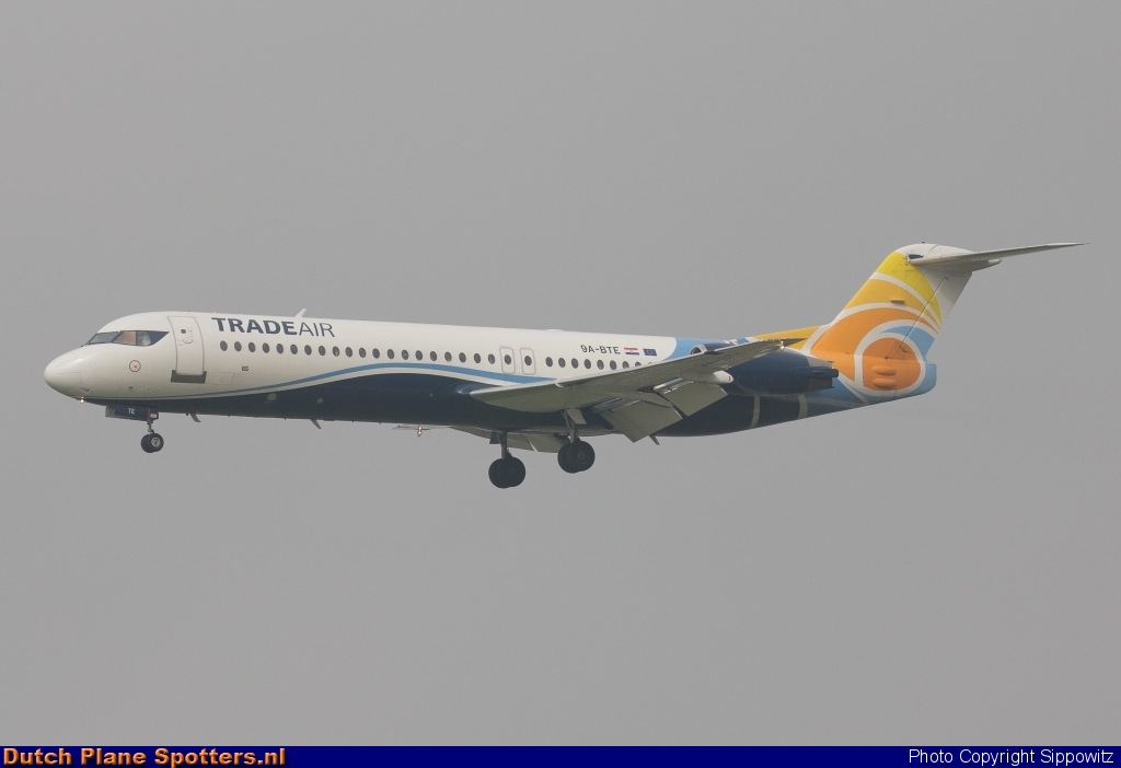 9A-BTE Fokker 100 Trade Air by Sippowitz