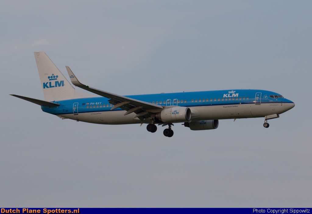 PH-BXY Boeing 737-800 KLM Royal Dutch Airlines by Sippowitz