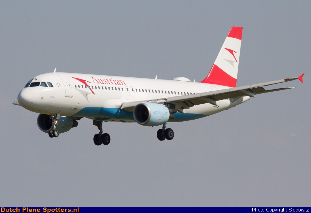 OE-LBM Airbus A320 Austrian Airlines by Sippowitz