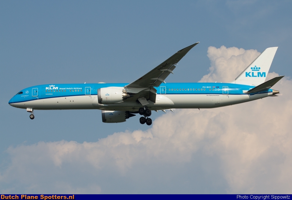 PH-BHC Boeing 787-9 Dreamliner KLM Royal Dutch Airlines by Sippowitz