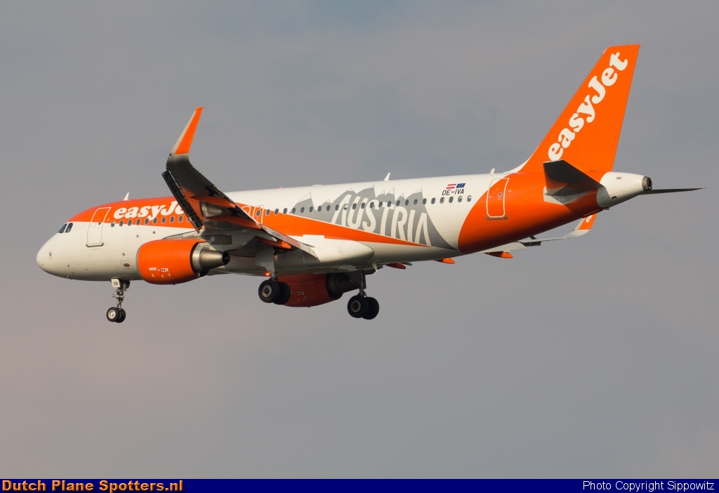 OE-IVA Airbus A320 easyJet Europe by Sippowitz