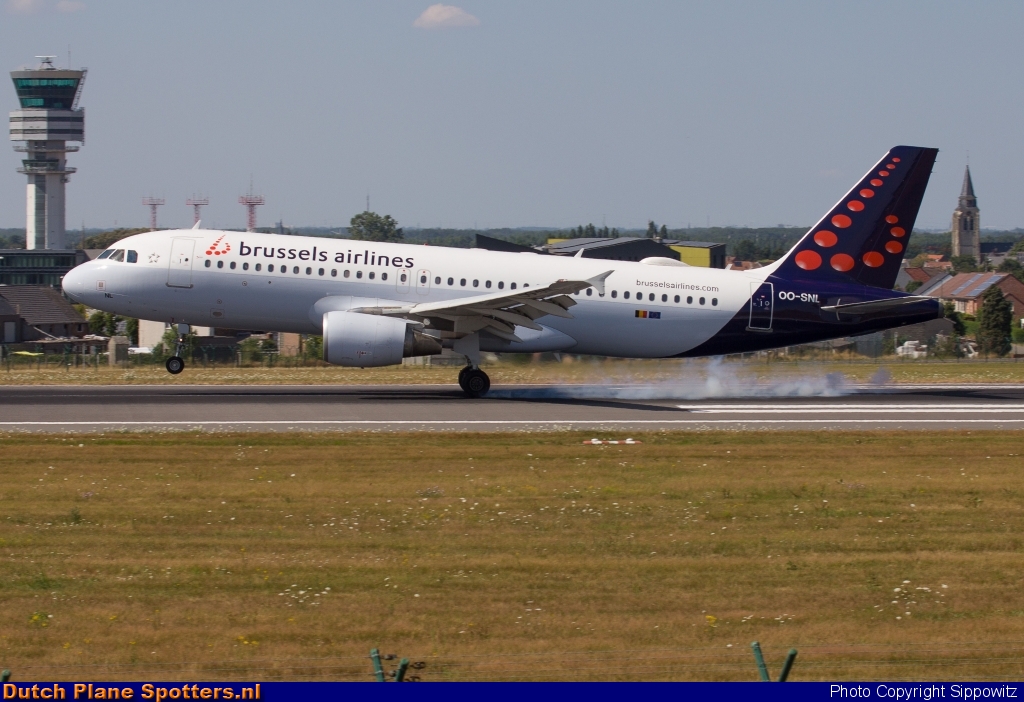 OO-SNL Airbus A320 Brussels Airlines by Sippowitz