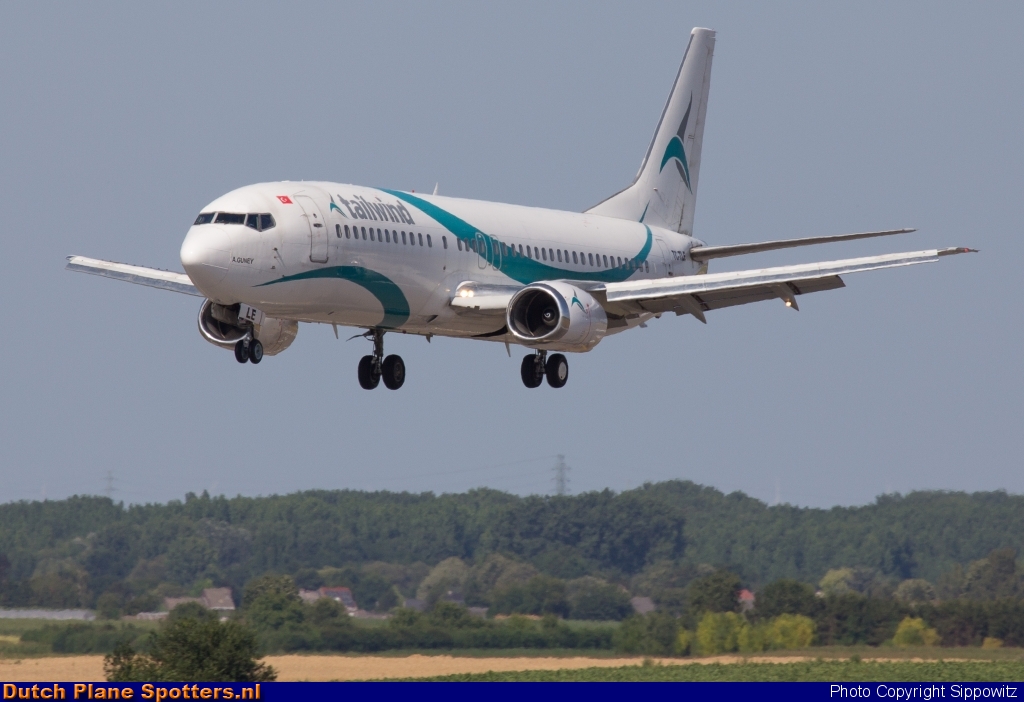 TC-TLE Boeing 737-400 Tailwind Airlines by Sippowitz