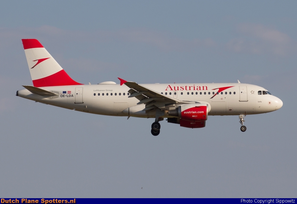 OE-LDA Airbus A319 Austrian Airlines by Sippowitz