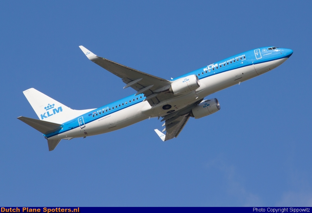 PH-BCG Boeing 737-800 KLM Royal Dutch Airlines by Sippowitz