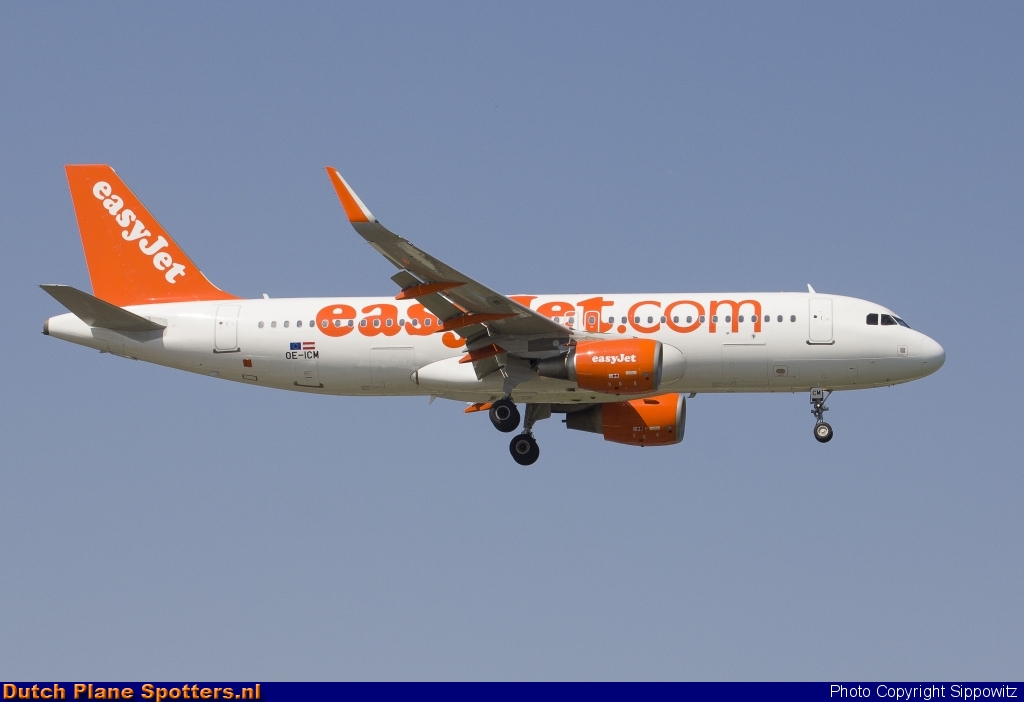 OE-ICM Airbus A320 easyJet Europe by Sippowitz