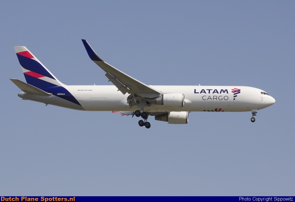 N534LA Boeing 767-300 LATAM Cargo by Sippowitz