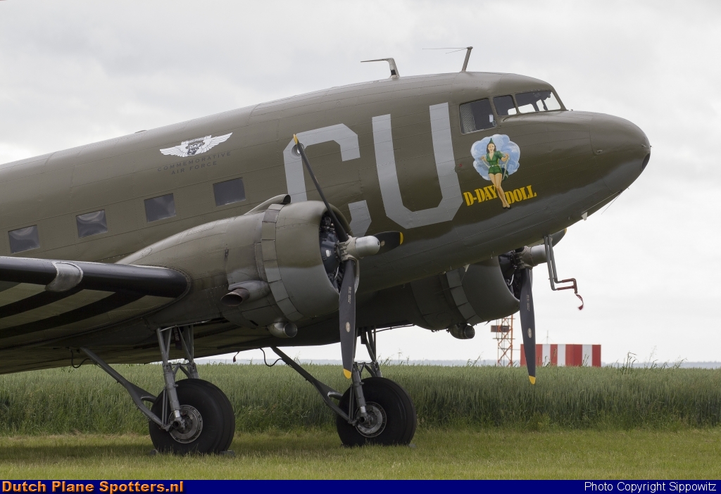 N45366 Douglas C-53D Commemorative Air Force by Sippowitz