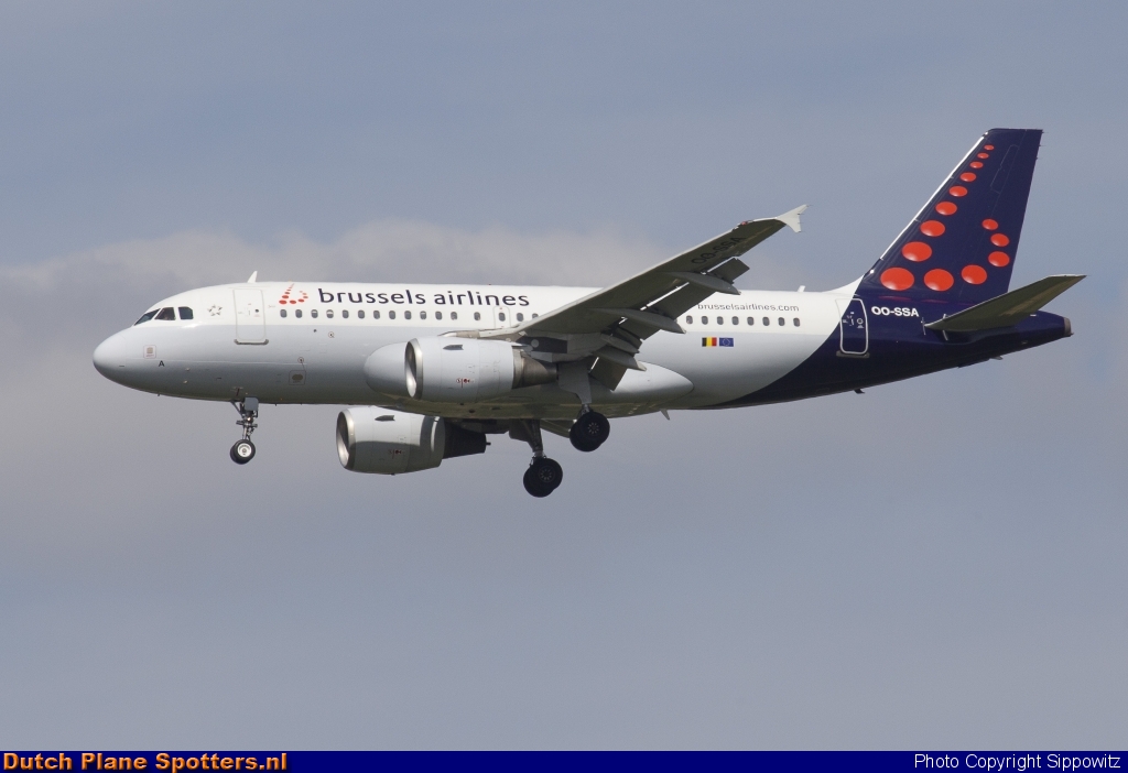 OO-SSA Airbus A319 Brussels Airlines by Sippowitz